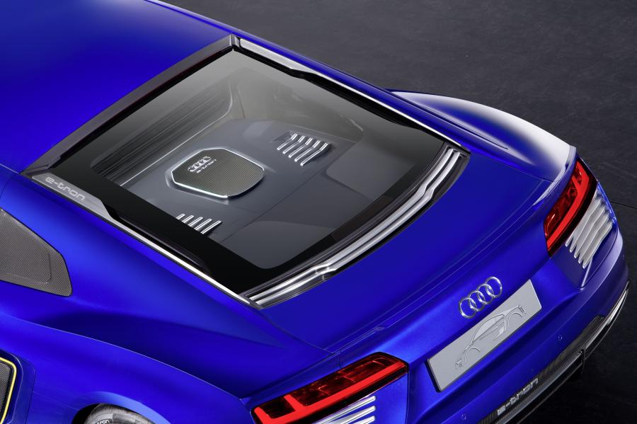 Детали экстерьера Audi R8 e-tron Piloted Driving Concept 2015 года  (фото 9 из 12)